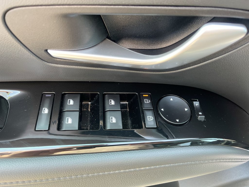 2025 Hyundai Tucson Hybrid Ultimate | Leather | Roof | Warranty to 2030 in Saint John, New Brunswick - 15 - w1024h768px