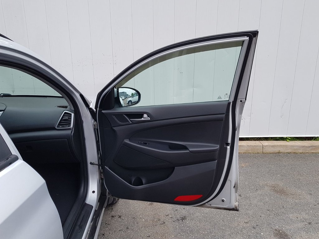 2017 Hyundai Tucson SE | Leather | SunRoof | Cam | USB | Htd Wheel in Saint John, New Brunswick - 39 - w1024h768px
