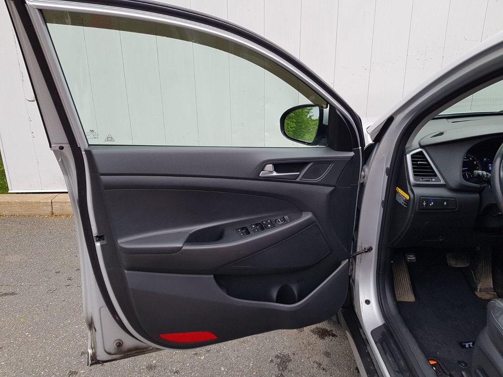 2017 Hyundai Tucson SE | Leather | SunRoof | Cam | USB | Htd Wheel in Saint John, New Brunswick - 12 - w1024h768px