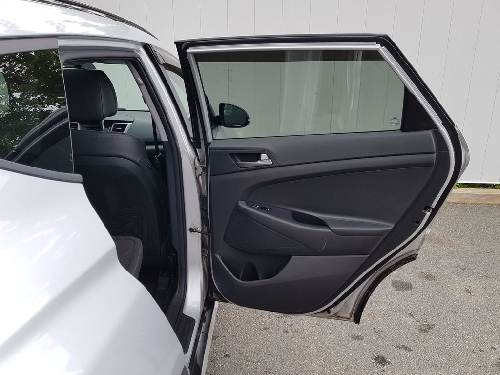 2017 Hyundai Tucson SE | Leather | SunRoof | Cam | USB | Htd Wheel in Saint John, New Brunswick - 36 - w1024h768px