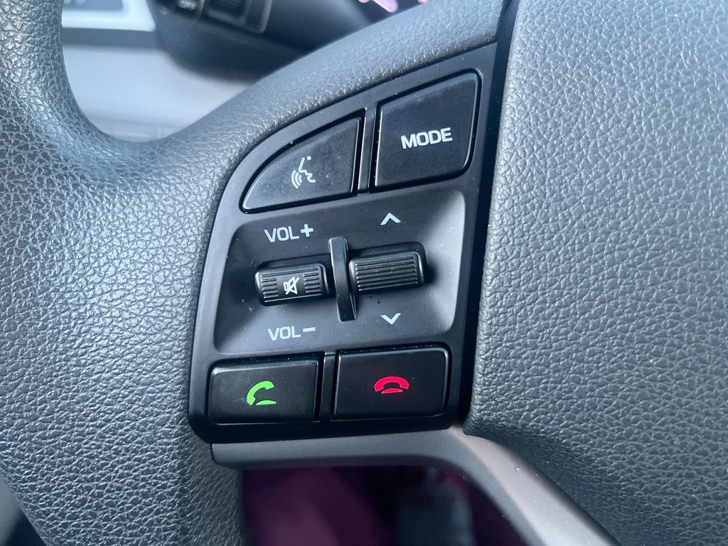 2017 Hyundai Tucson Essential | Cam | USB | HtdSeats in Saint John, New Brunswick - 20 - w1024h768px