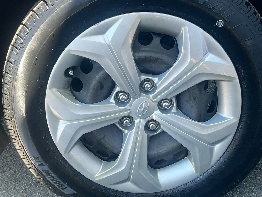2021 Hyundai Tucson Essential | Cam | HtdSeats | Bluetooth | PwrWindow in Saint John, New Brunswick - 10 - w1024h768px