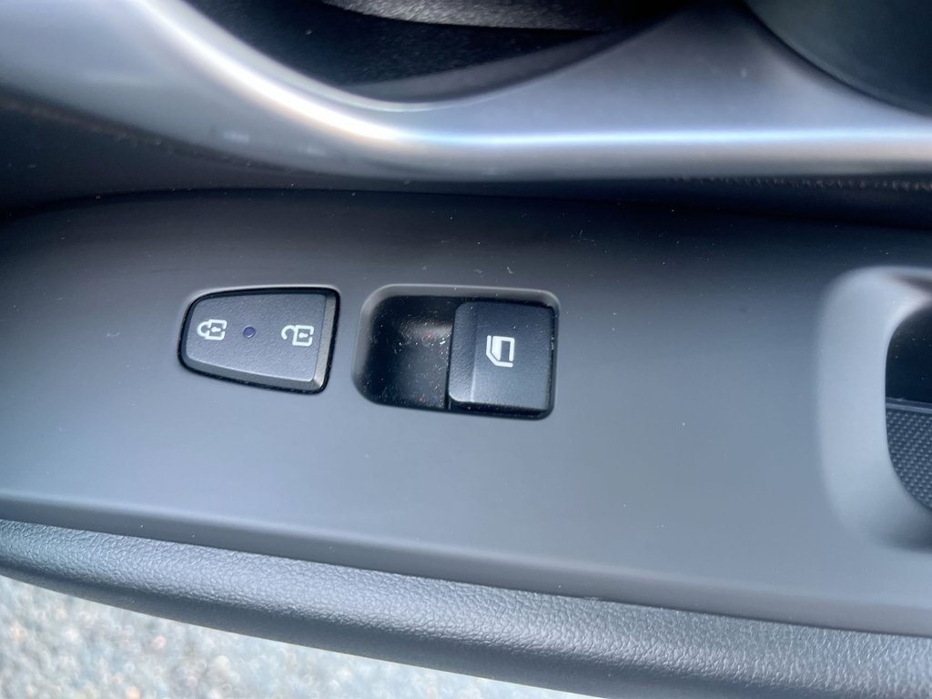 2022 Hyundai Tucson Essential | USB | Heated Seats | Bluetooth in Saint John, New Brunswick - 43 - w1024h768px