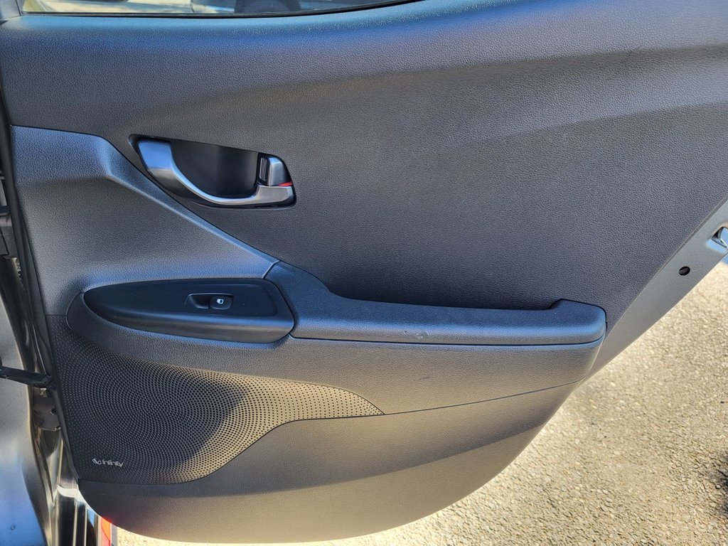 2022 Hyundai Veloster in Antigonish, Nova Scotia - 55 - w1024h768px