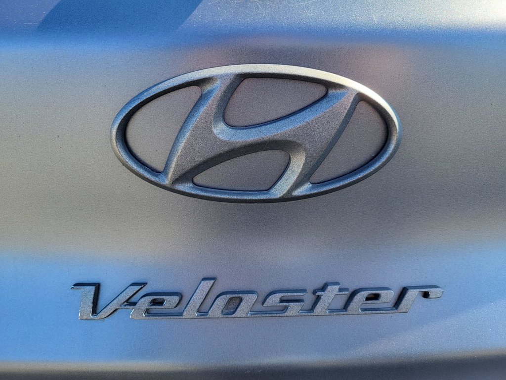 2022 Hyundai Veloster in Antigonish, Nova Scotia - 11 - w1024h768px