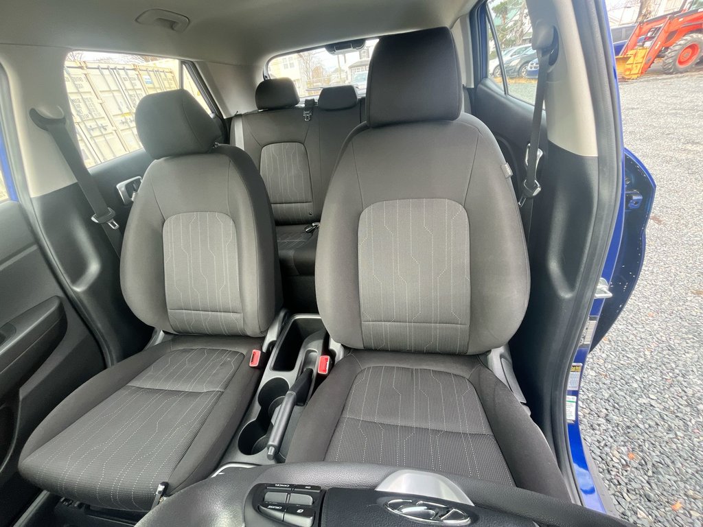 2020 Hyundai Venue in Antigonish, Nova Scotia - 13 - w1024h768px