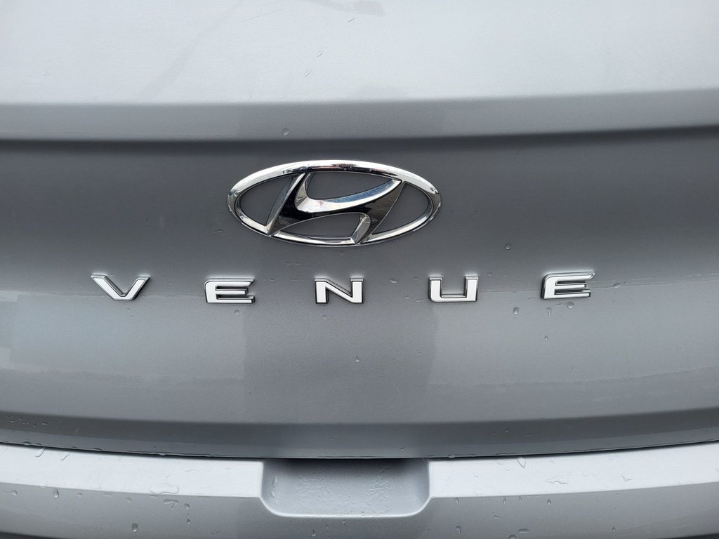 Hyundai Venue Preferred | Cam | USB | HtdSeat | Warranty to 2027 2022 à Saint John, Nouveau-Brunswick - 12 - w1024h768px