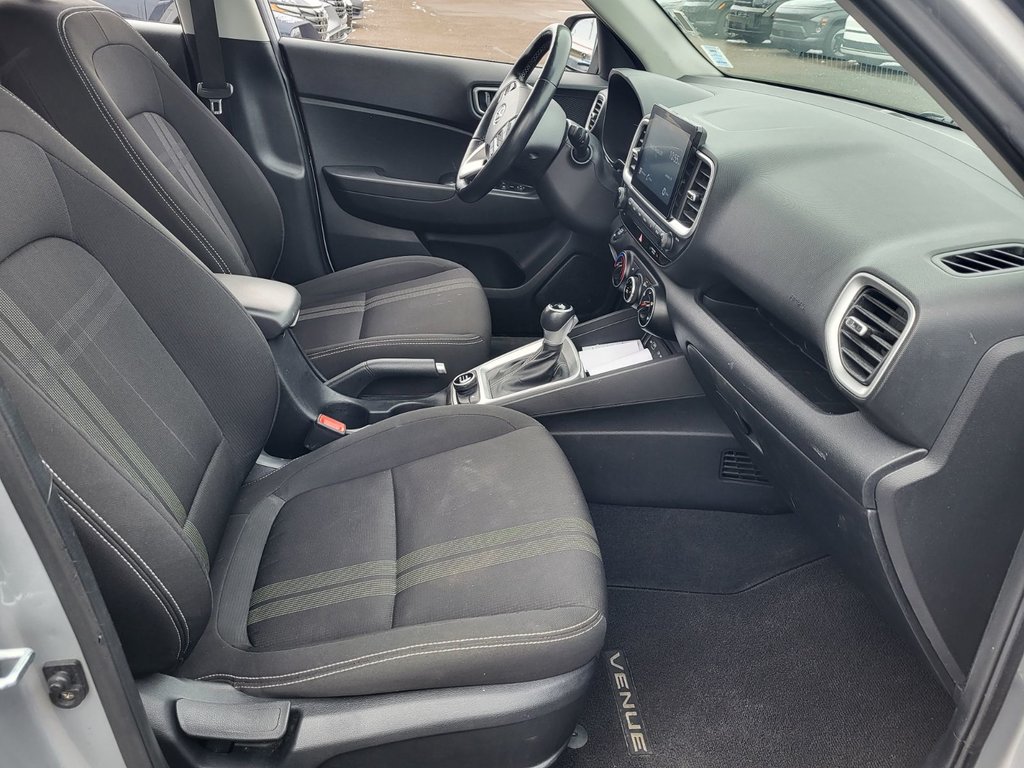 Hyundai Venue Preferred | Cam | USB | HtdSeat | Warranty to 2027 2022 à Saint John, Nouveau-Brunswick - 38 - w1024h768px