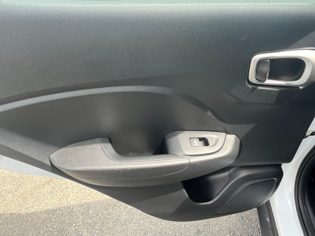 Hyundai Venue Trend | SunRoof | Cam | USB | Heated Wheel 2022 à Saint John, Nouveau-Brunswick - 42 - w1024h768px