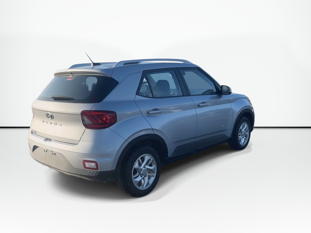 2023 Hyundai Venue Preferred | Cam | USB | HtdSeat | Warranty to 2028 in Saint John, New Brunswick - 8 - w1024h768px