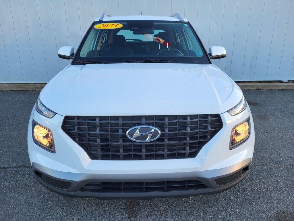 Hyundai Venue Preferred | Cam | USB | HtdSeat | Warranty to 2028 2023 à Saint John, Nouveau-Brunswick - 8 - w1024h768px