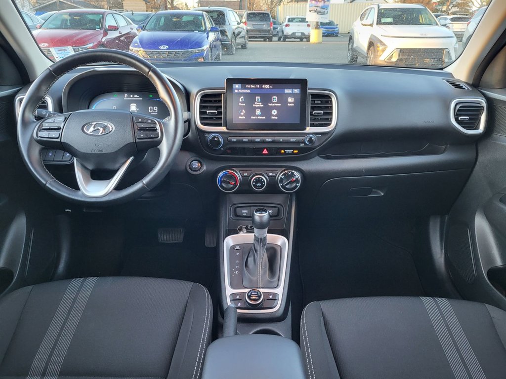 Hyundai Venue Preferred | Cam | USB | HtdSeat | Warranty to 2028 2023 à Saint John, Nouveau-Brunswick - 39 - w1024h768px