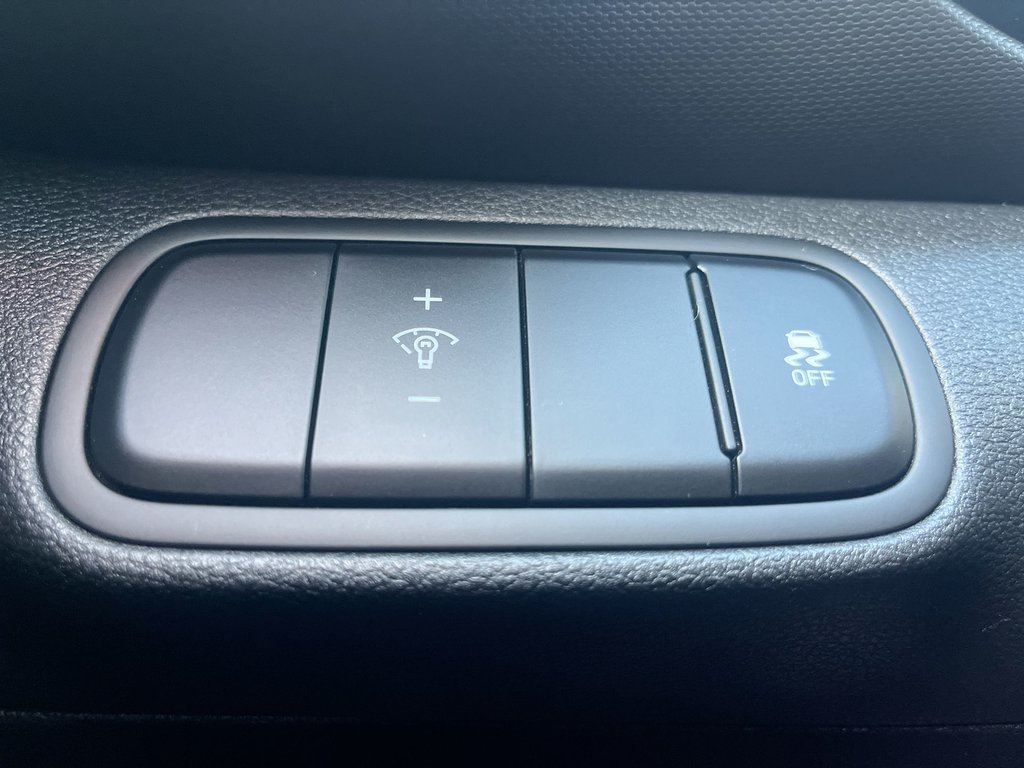 2023 Hyundai Venue Preferred | Cam | USB | HtdSeat | Warranty to 2028 in Saint John, New Brunswick - 24 - w1024h768px