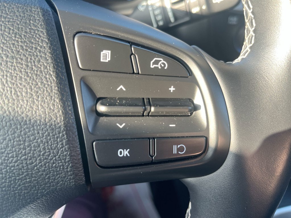 2023 Hyundai Venue Preferred | Cam | USB | HtdSeat | Warranty to 2028 in Saint John, New Brunswick - 21 - w1024h768px