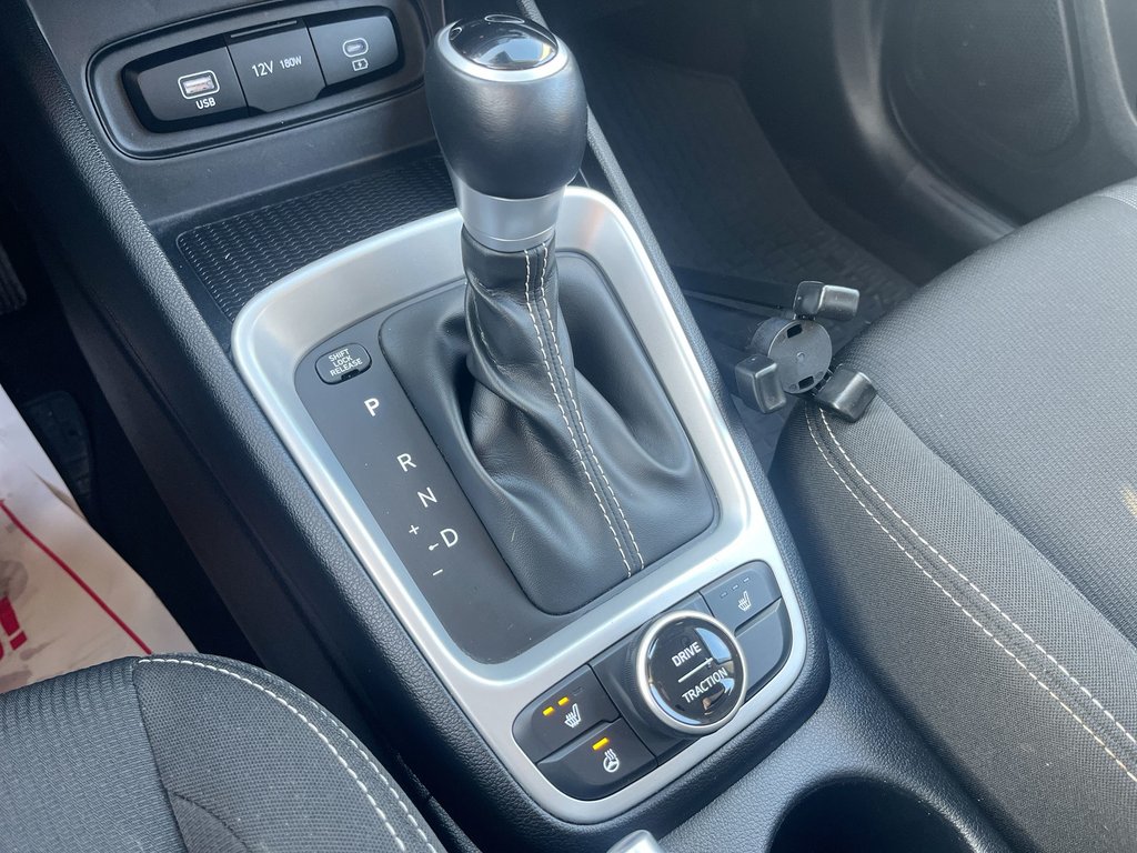 2023 Hyundai Venue Preferred | Cam | USB | HtdSeat | Warranty to 2028 in Saint John, New Brunswick - 29 - w1024h768px