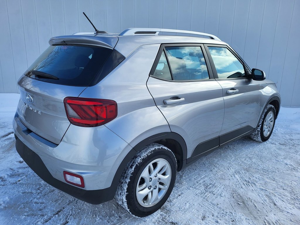 2023 Hyundai Venue Preferred | Cam | USB | HtdSeat | Warranty to 2028 in Saint John, New Brunswick - 3 - w1024h768px