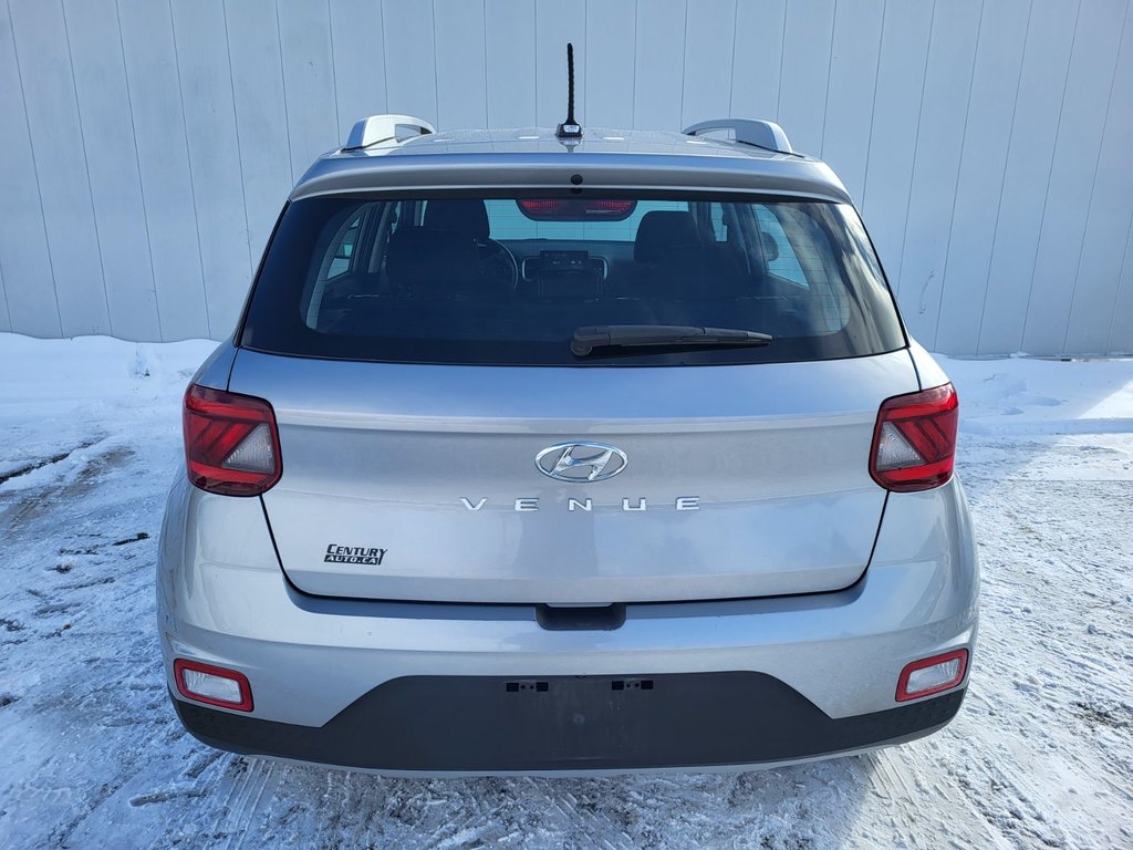 2023 Hyundai Venue Preferred | Cam | USB | HtdSeat | Warranty to 2028 in Saint John, New Brunswick - 4 - w1024h768px