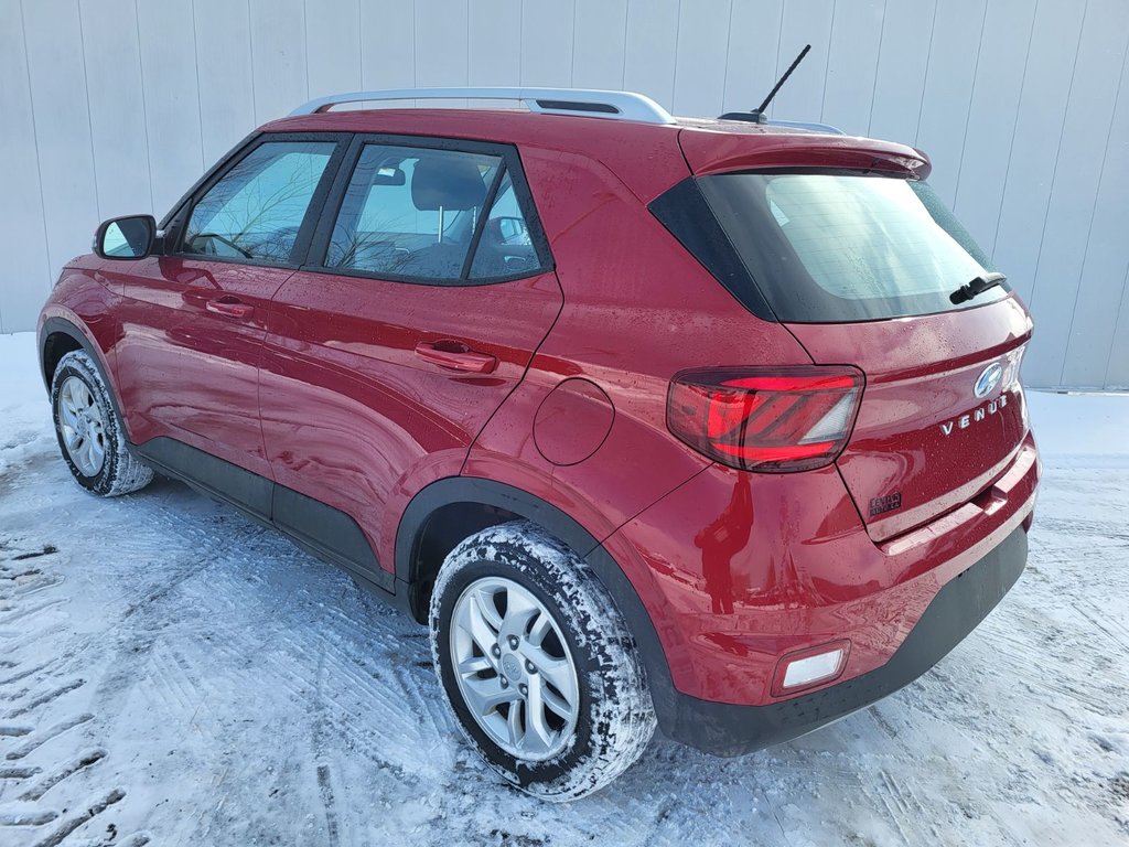 2023 Hyundai Venue Preferred | Cam | USB | HtdSeat | Warranty to 2028 in Saint John, New Brunswick - 5 - w1024h768px