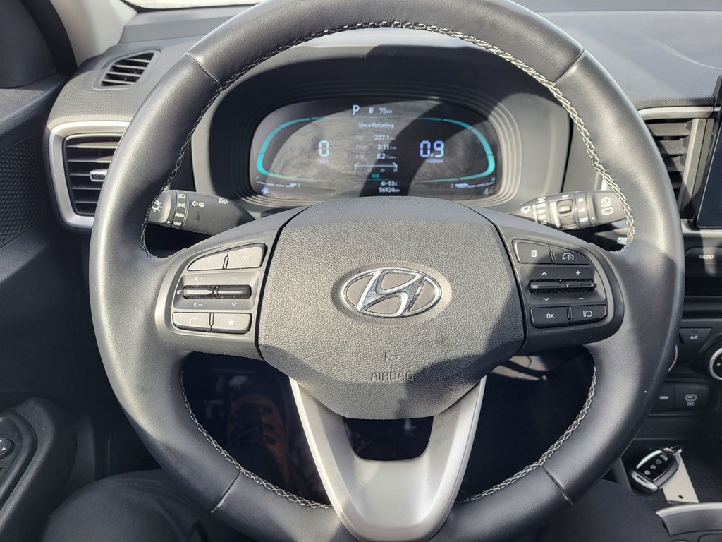 2023 Hyundai Venue Preferred | Cam | USB | HtdSeat | Warranty to 2028 in Saint John, New Brunswick - 19 - w1024h768px