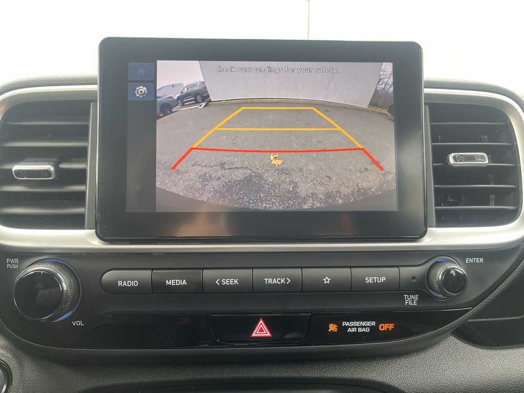 2023 Hyundai Venue Preferred | Cam | USB | HtdSeat | Warranty to 2028 in Saint John, New Brunswick - 25 - w1024h768px