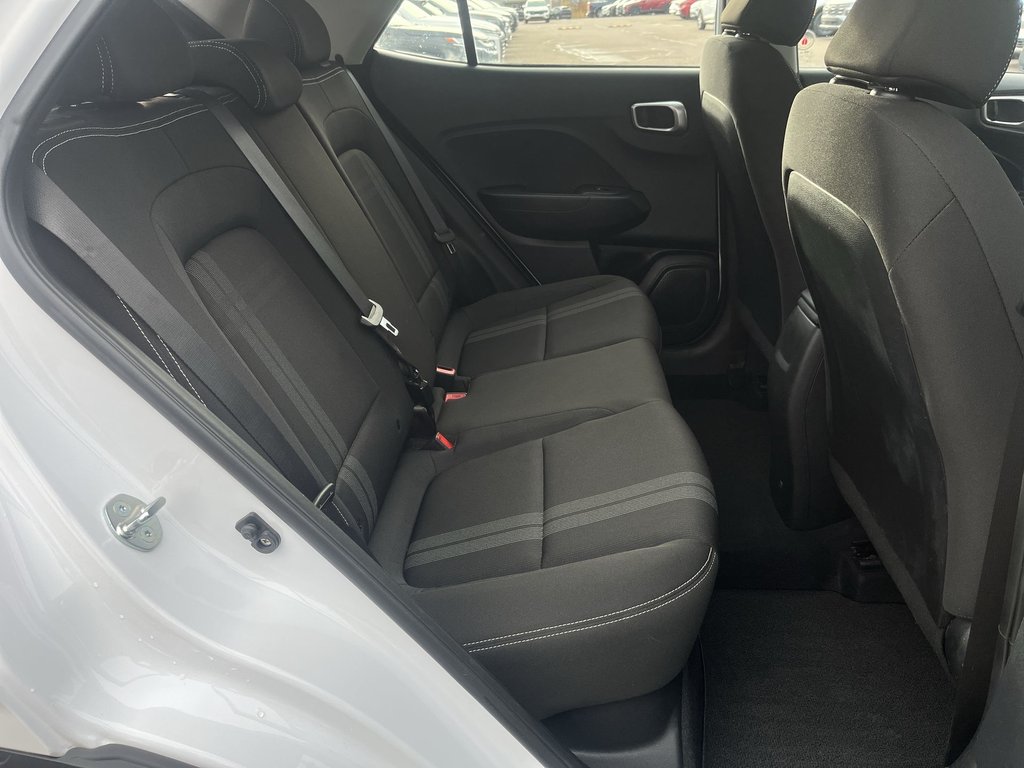 2023 Hyundai Venue Preferred | Cam | USB | HtdSeat | Warranty to 2028 in Saint John, New Brunswick - 36 - w1024h768px