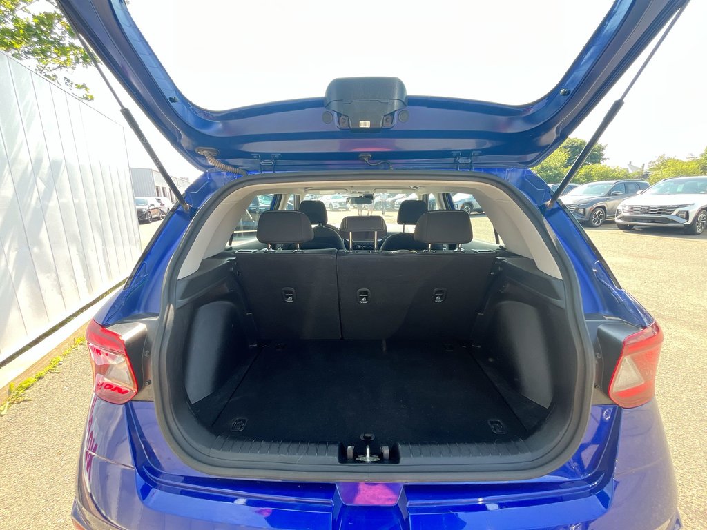 2023 Hyundai Venue Preferred | Cam | HtdWheel | Warranty to 2028 in Saint John, New Brunswick - 35 - w1024h768px