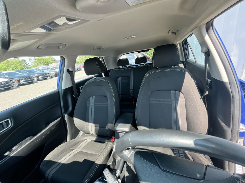 2023 Hyundai Venue Preferred | Cam | HtdWheel | Warranty to 2028 in Saint John, New Brunswick - 13 - w1024h768px