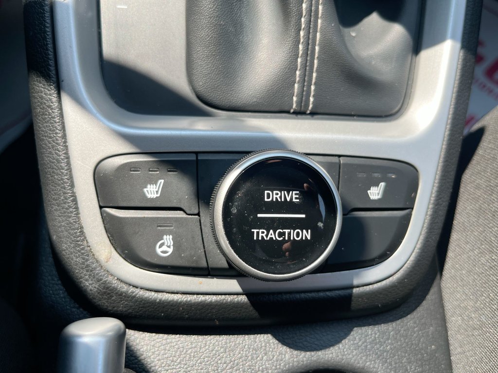 2023 Hyundai Venue Preferred | Cam | HtdWheel | Warranty to 2028 in Saint John, New Brunswick - 31 - w1024h768px