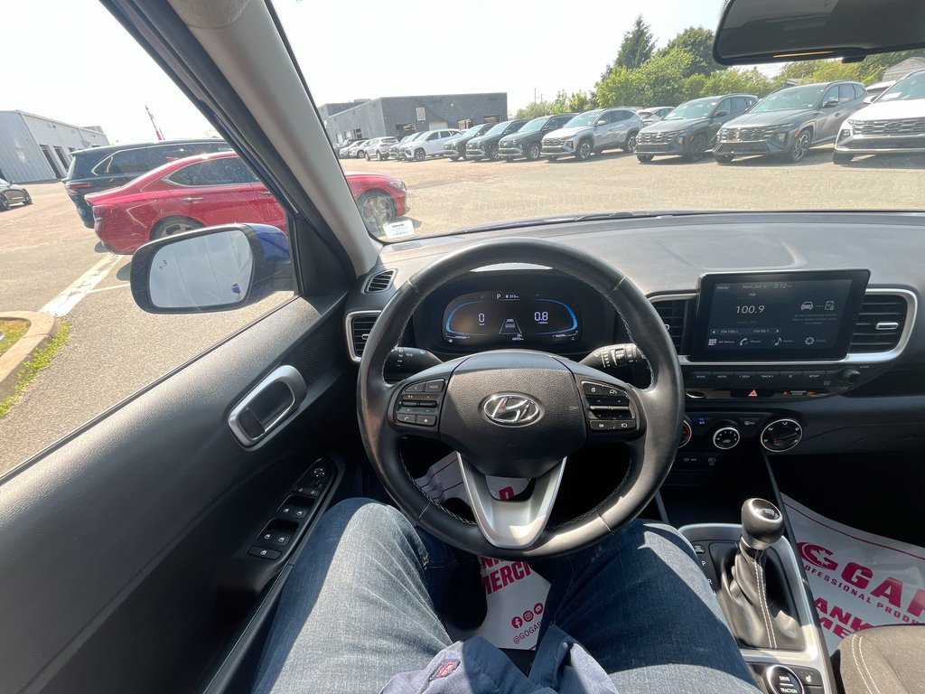 2023 Hyundai Venue Preferred | Cam | HtdWheel | Warranty to 2028 in Saint John, New Brunswick - 17 - w1024h768px