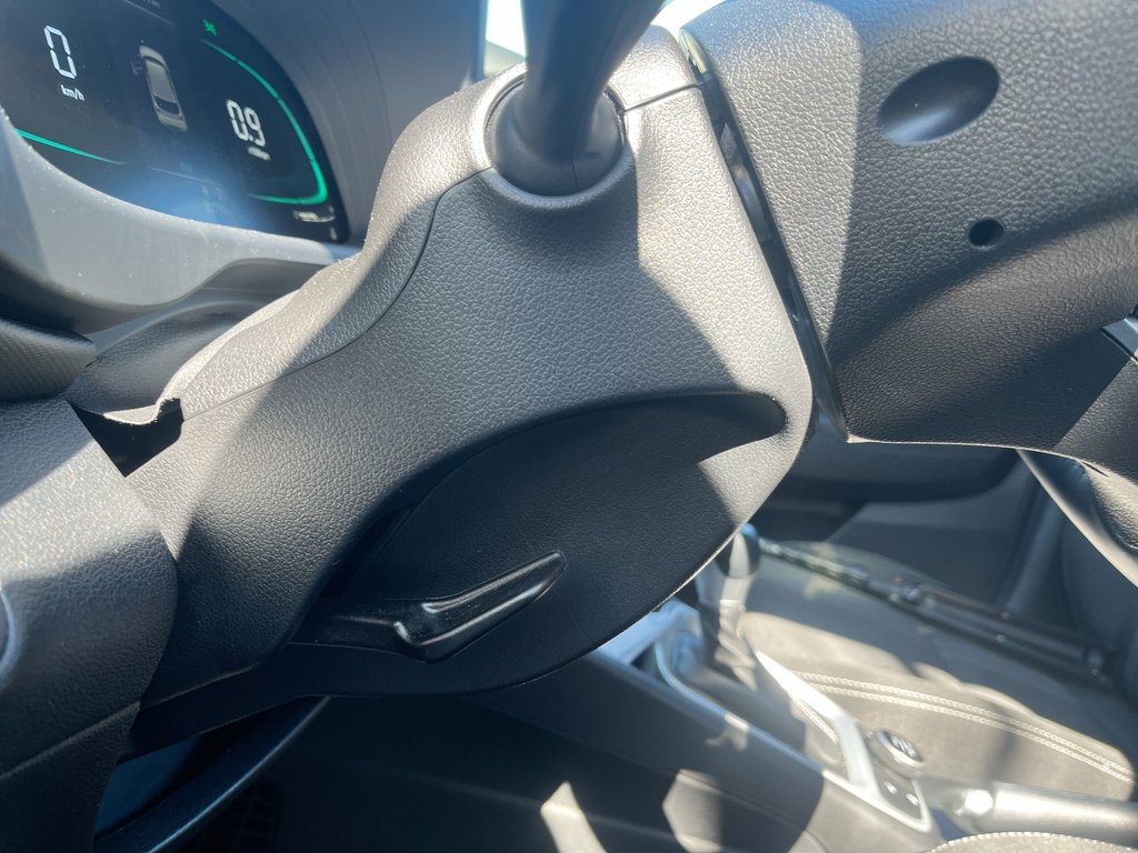 2025 Hyundai Venue Preferred | Cam | USB | HtdWheel | Bluetooth in Saint John, New Brunswick - 19 - w1024h768px