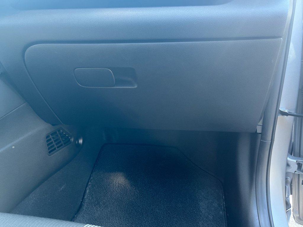 2025 Hyundai Venue Preferred | Cam | USB | HtdWheel | Bluetooth in Saint John, New Brunswick - 43 - w1024h768px