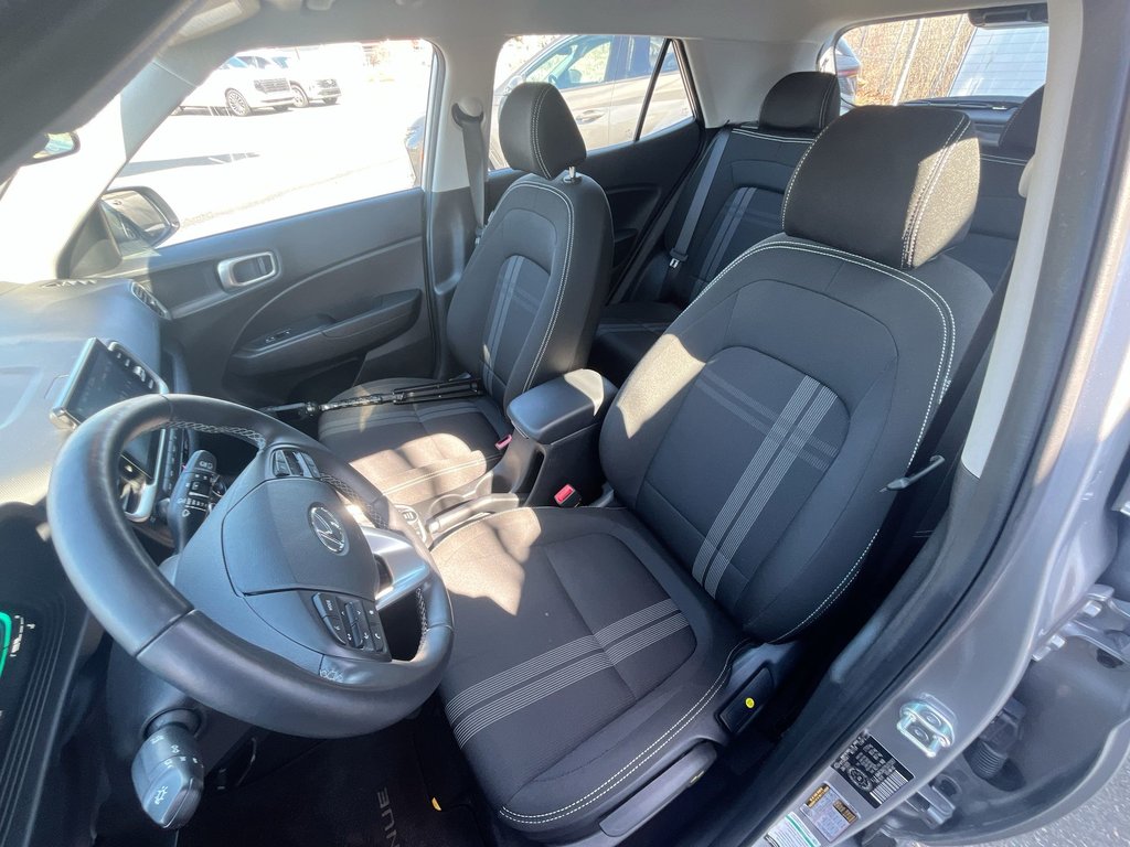 2025 Hyundai Venue Preferred | Cam | USB | HtdWheel | Bluetooth in Saint John, New Brunswick - 11 - w1024h768px