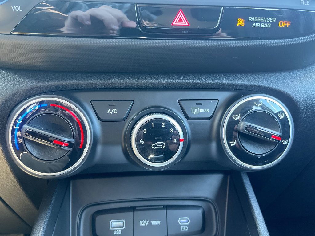 2025 Hyundai Venue Preferred | Cam | USB | HtdWheel | Bluetooth in Saint John, New Brunswick - 27 - w1024h768px