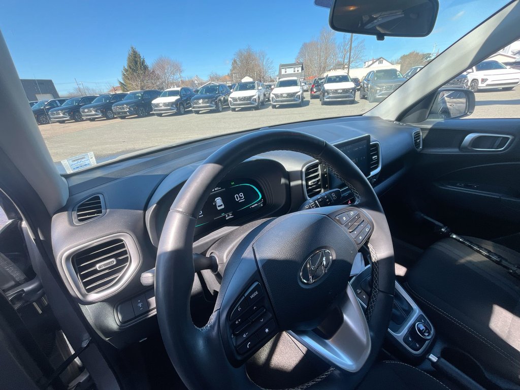 2025 Hyundai Venue Preferred | Cam | USB | HtdWheel | Bluetooth in Saint John, New Brunswick - 16 - w1024h768px