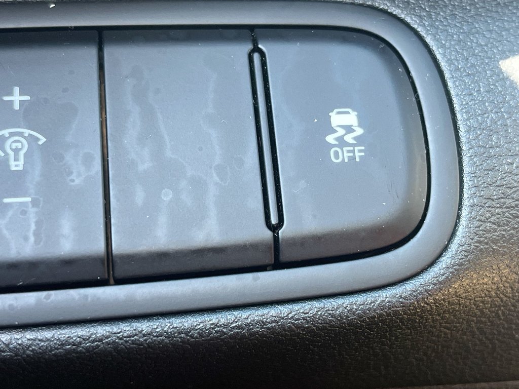 2025 Hyundai Venue Preferred | Cam | USB | HtdWheel | Bluetooth in Saint John, New Brunswick - 22 - w1024h768px