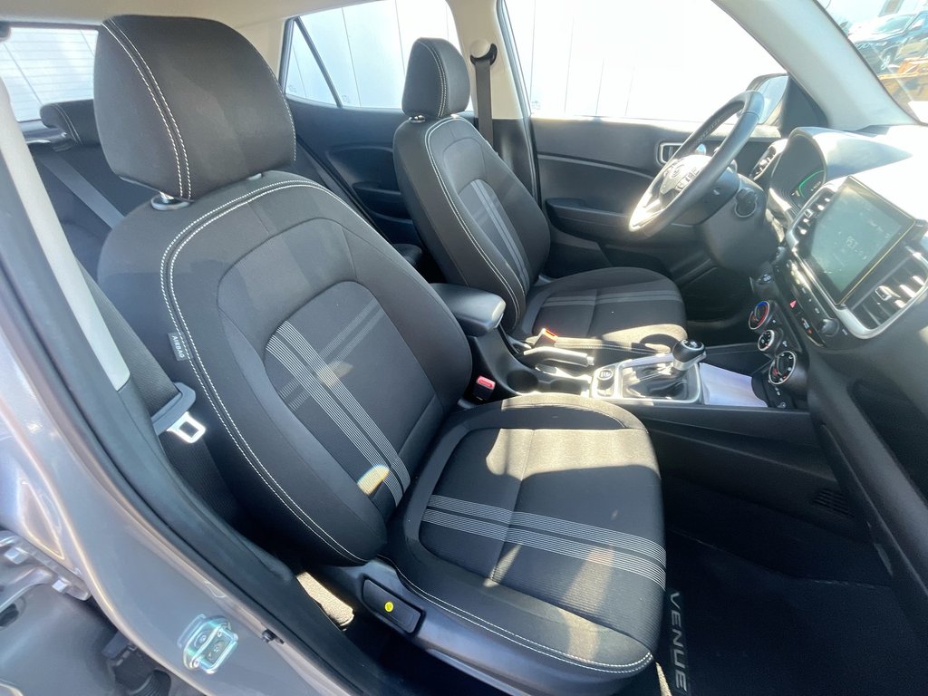 2025 Hyundai Venue Preferred | Cam | USB | HtdWheel | Bluetooth in Saint John, New Brunswick - 41 - w1024h768px