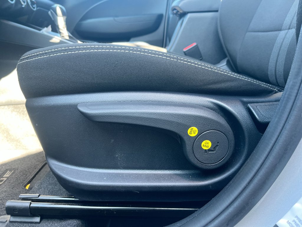 2025 Hyundai Venue Preferred | Cam | USB | HtdWheel | Bluetooth in Saint John, New Brunswick - 14 - w1024h768px