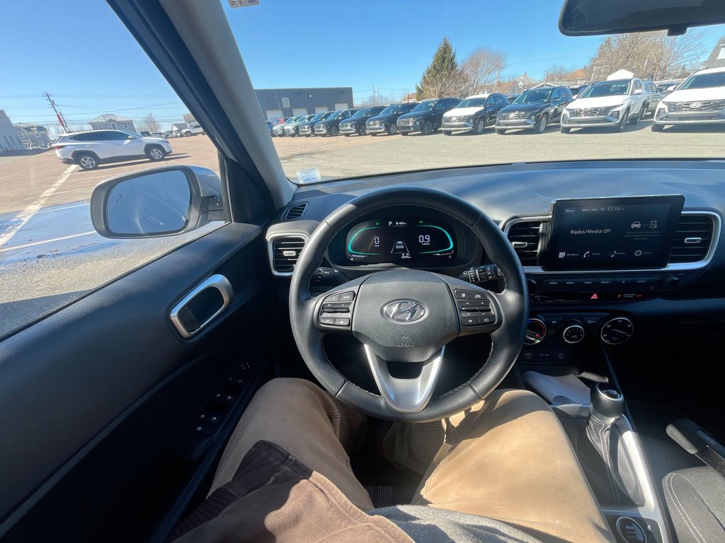 2025 Hyundai Venue Preferred | Cam | USB | HtdWheel | Bluetooth in Saint John, New Brunswick - 17 - w1024h768px