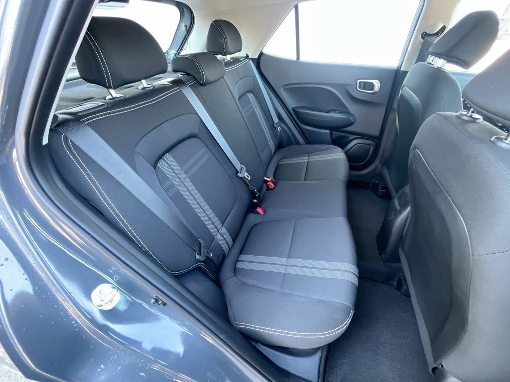 2025 Hyundai Venue Preferred | Cam | USB | HtdSeat | Warranty to 2030 in Saint John, New Brunswick - 38 - w1024h768px