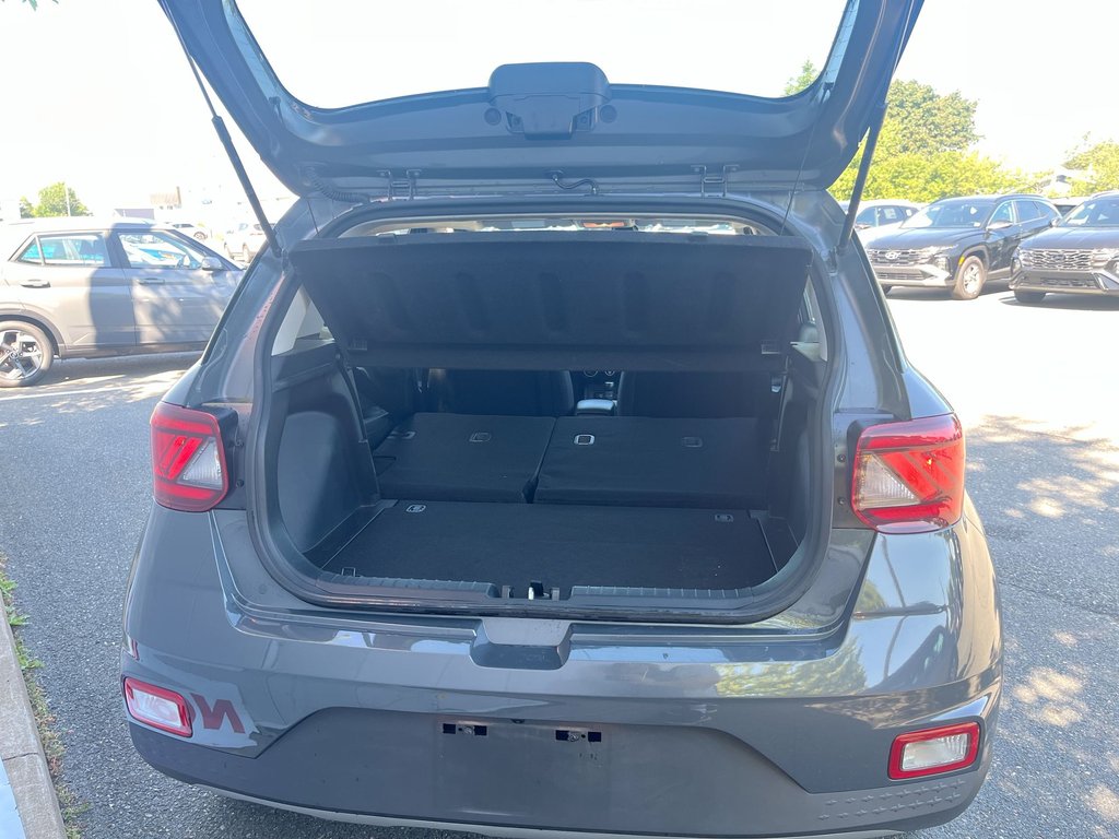 2025 Hyundai Venue Preferred | Cam | USB | HtdSeat | Warranty to 2030 in Saint John, New Brunswick - 36 - w1024h768px