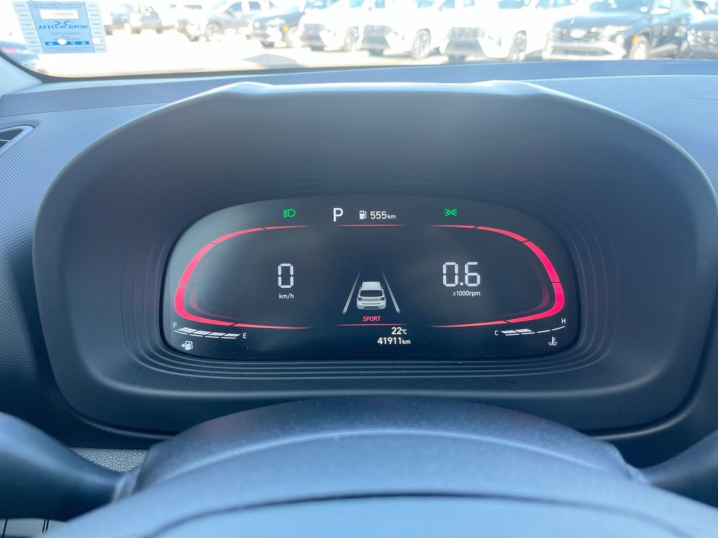 2025 Hyundai Venue Preferred | Cam | USB | HtdSeat | Warranty to 2030 in Saint John, New Brunswick - 24 - w1024h768px