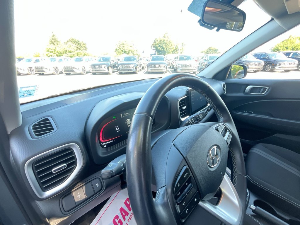 2025 Hyundai Venue Preferred | Cam | USB | HtdSeat | Warranty to 2030 in Saint John, New Brunswick - 16 - w1024h768px