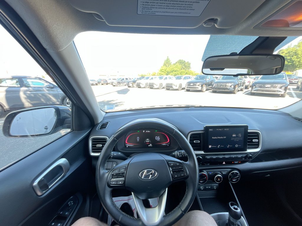 2025 Hyundai Venue Preferred | Cam | USB | HtdSeat | Warranty to 2030 in Saint John, New Brunswick - 12 - w1024h768px