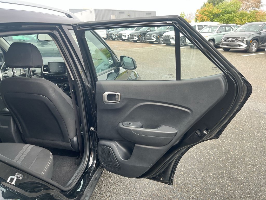 Hyundai Venue Preferred | Cam | USB | HdWheel | Warranty to 2030 2025 à Saint John, Nouveau-Brunswick - 39 - w1024h768px