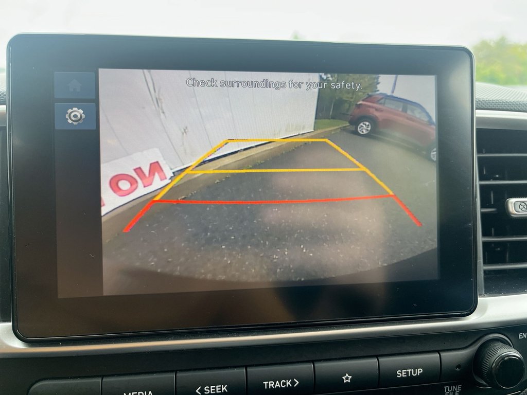 Hyundai Venue Preferred | Cam | USB | HdWheel | Warranty to 2030 2025 à Saint John, Nouveau-Brunswick - 26 - w1024h768px
