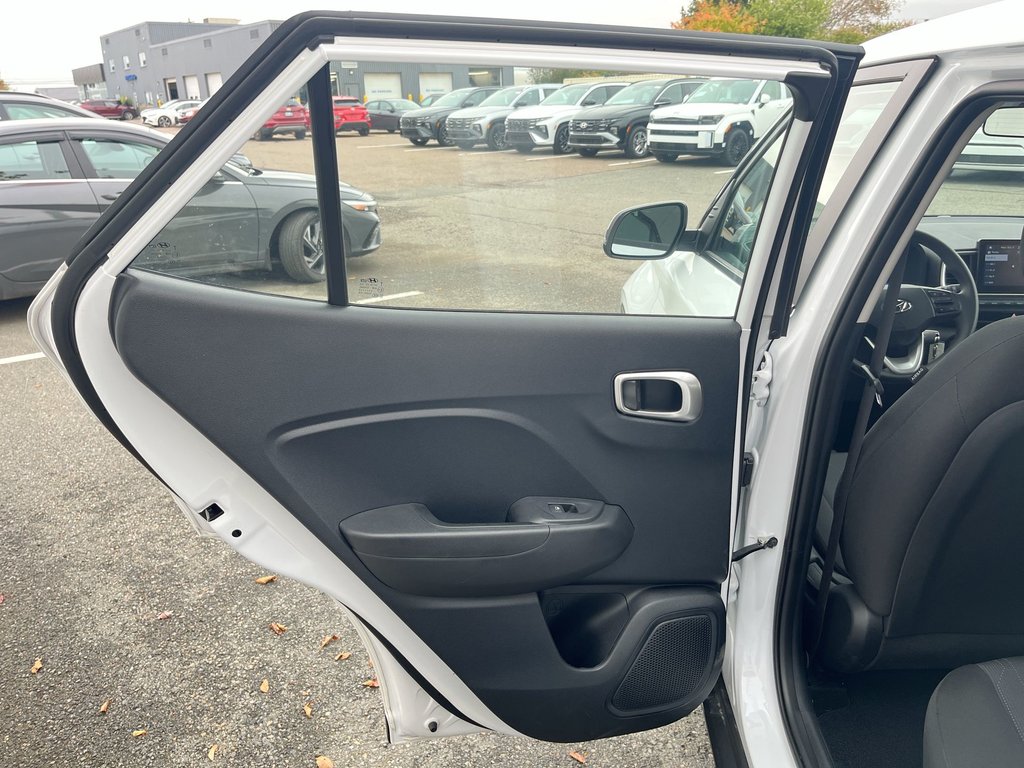 2026 Hyundai Venue Essential | USB | HtdSeat | Cam | Warranty to 2030 in Saint John, New Brunswick - 33 - w1024h768px