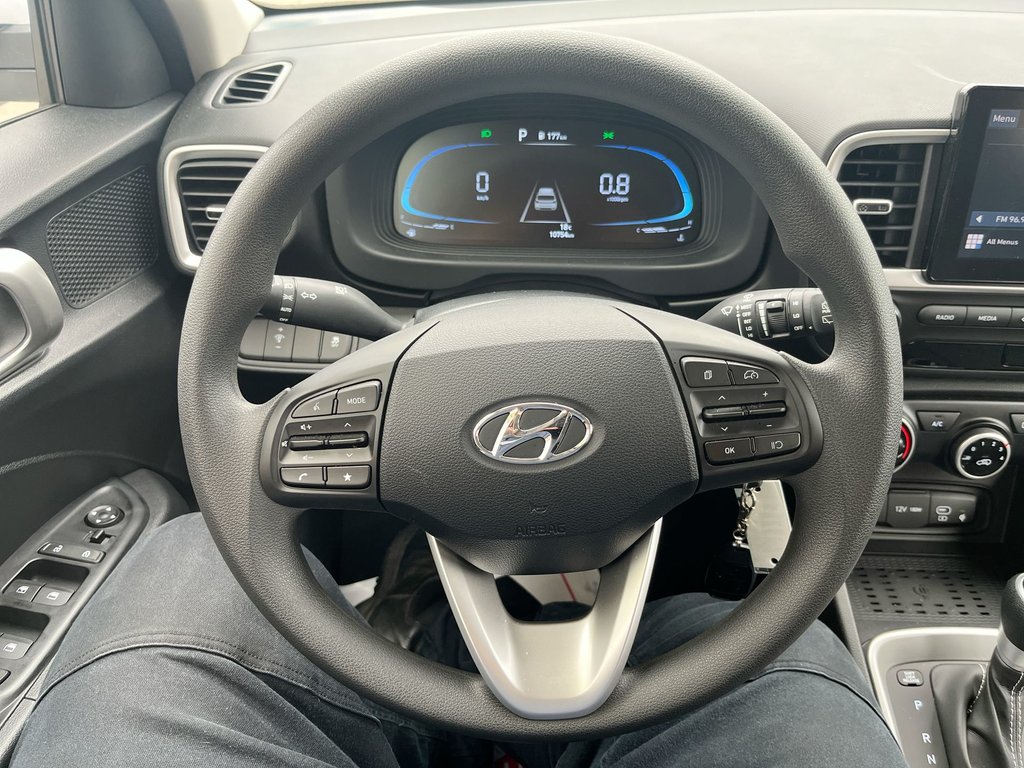 2026 Hyundai Venue Essential | USB | HtdSeat | Cam | Warranty to 2030 in Saint John, New Brunswick - 18 - w1024h768px