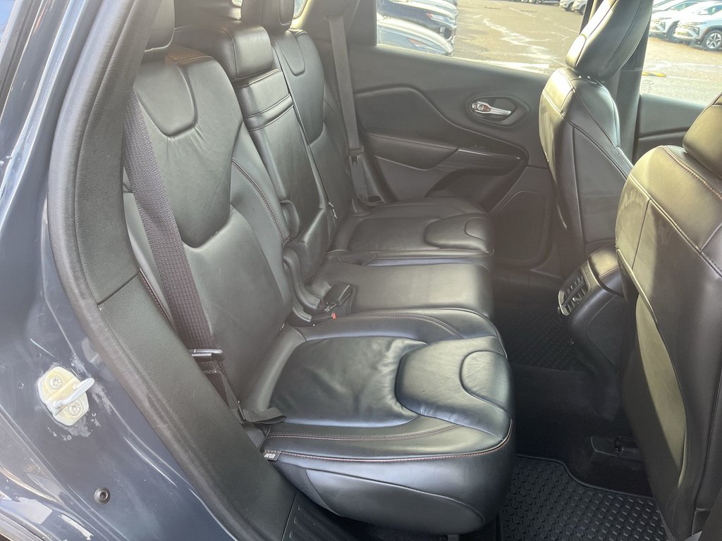 2016 Jeep Cherokee in Antigonish, Nova Scotia - 37 - w1024h768px