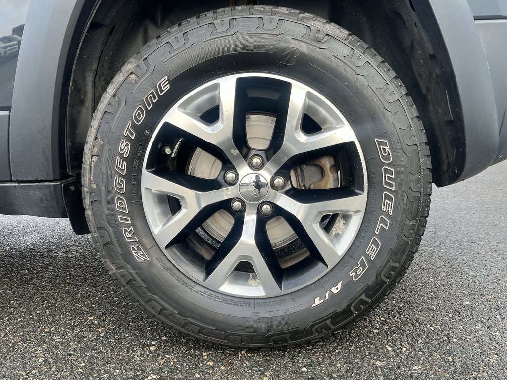 2016 Jeep Cherokee in Antigonish, Nova Scotia - 10 - w1024h768px