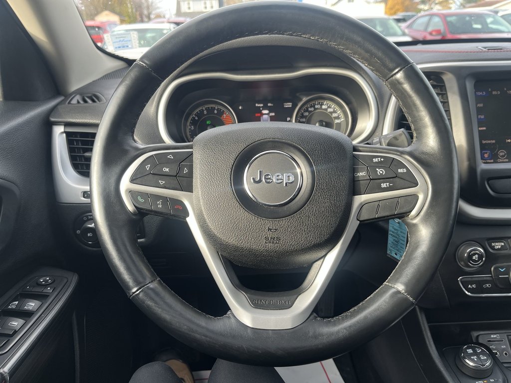 2016 Jeep Cherokee in Antigonish, Nova Scotia - 16 - w1024h768px